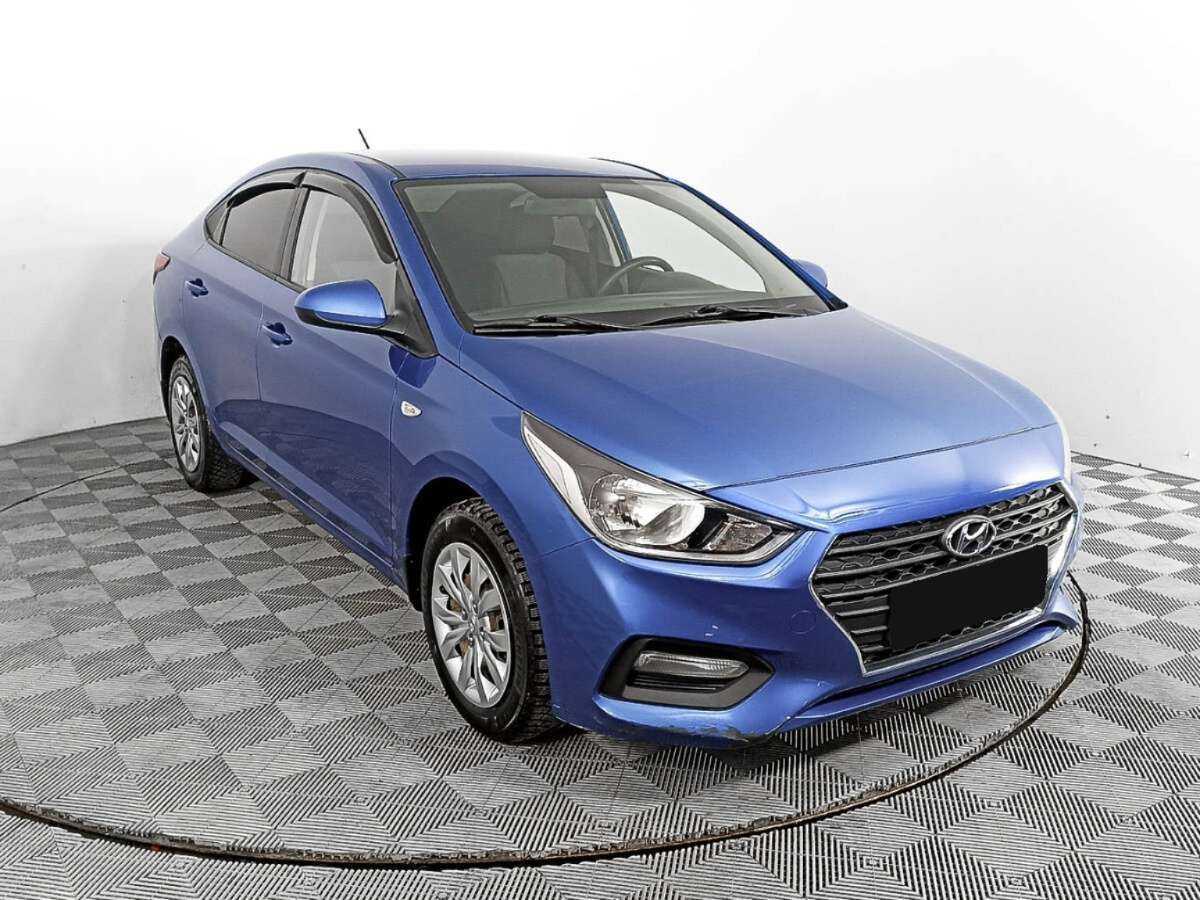 Купить Hyundai Solaris с пробегом. Фото: #2