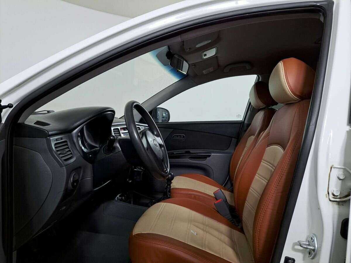 Купить Kia Rio с пробегом. Фото: #13