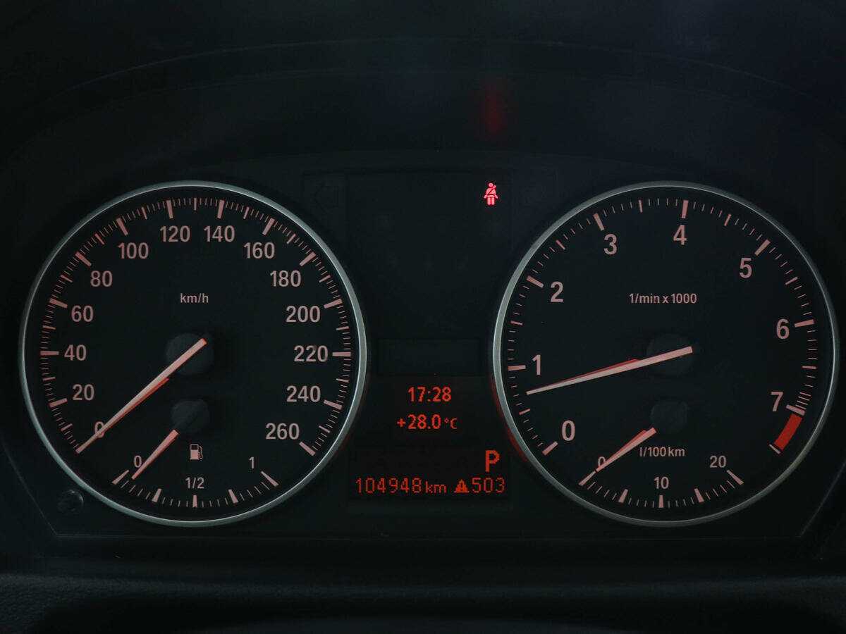 Купить BMW X1 с пробегом. Фото: #11