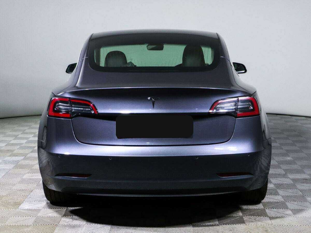 Купить Tesla Model 3 с пробегом. Фото: #4