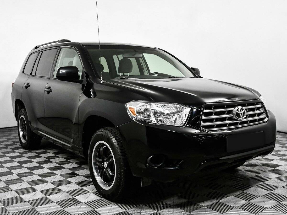Купить Toyota Highlander с пробегом. Фото: #2