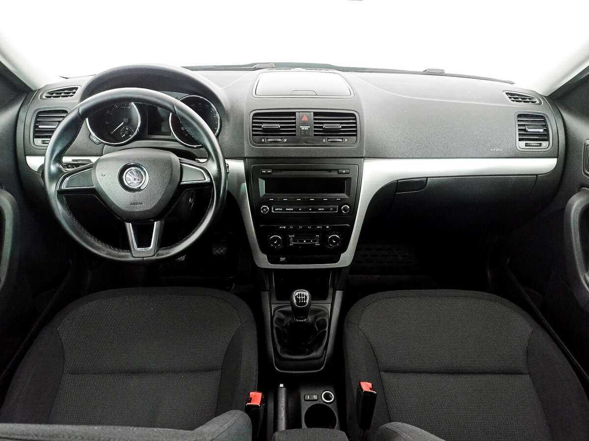 Купить Skoda Yeti с пробегом. Фото: #11