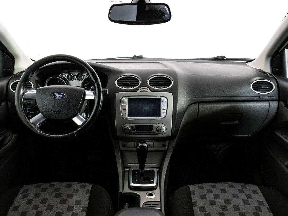 Купить Ford Focus с пробегом. Фото: #9