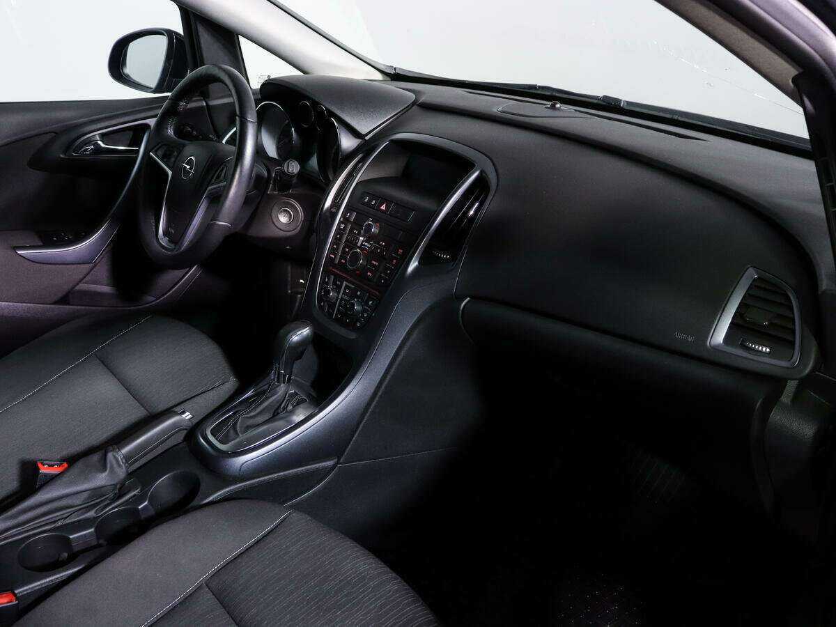 Купить Opel Astra с пробегом. Фото: #8