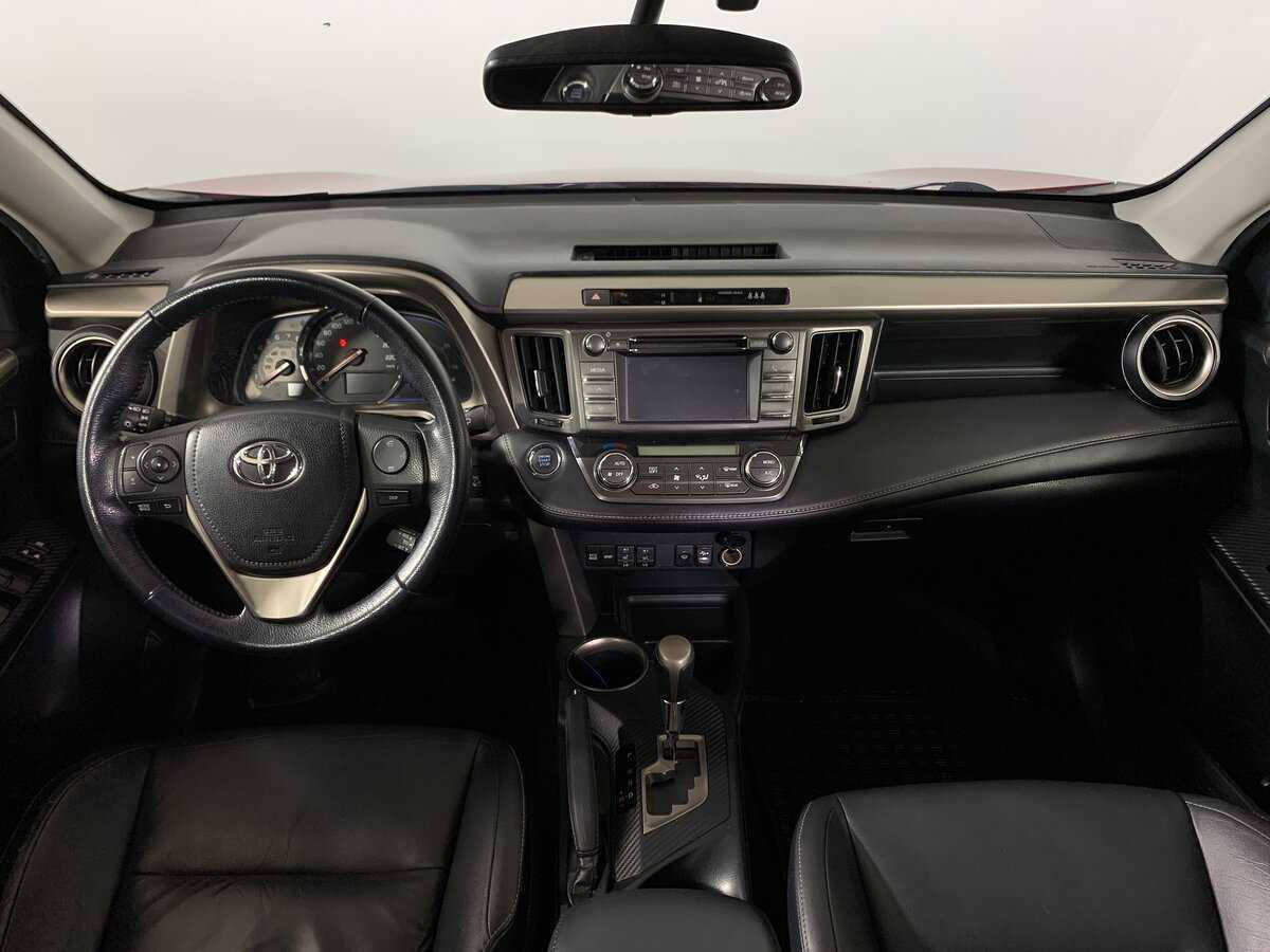 Купить Toyota RAV4 с пробегом. Фото: #12