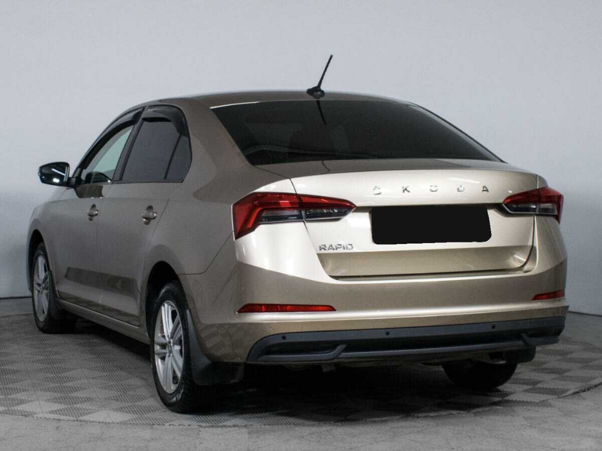 Купить Skoda Rapid с пробегом. Фото: #6