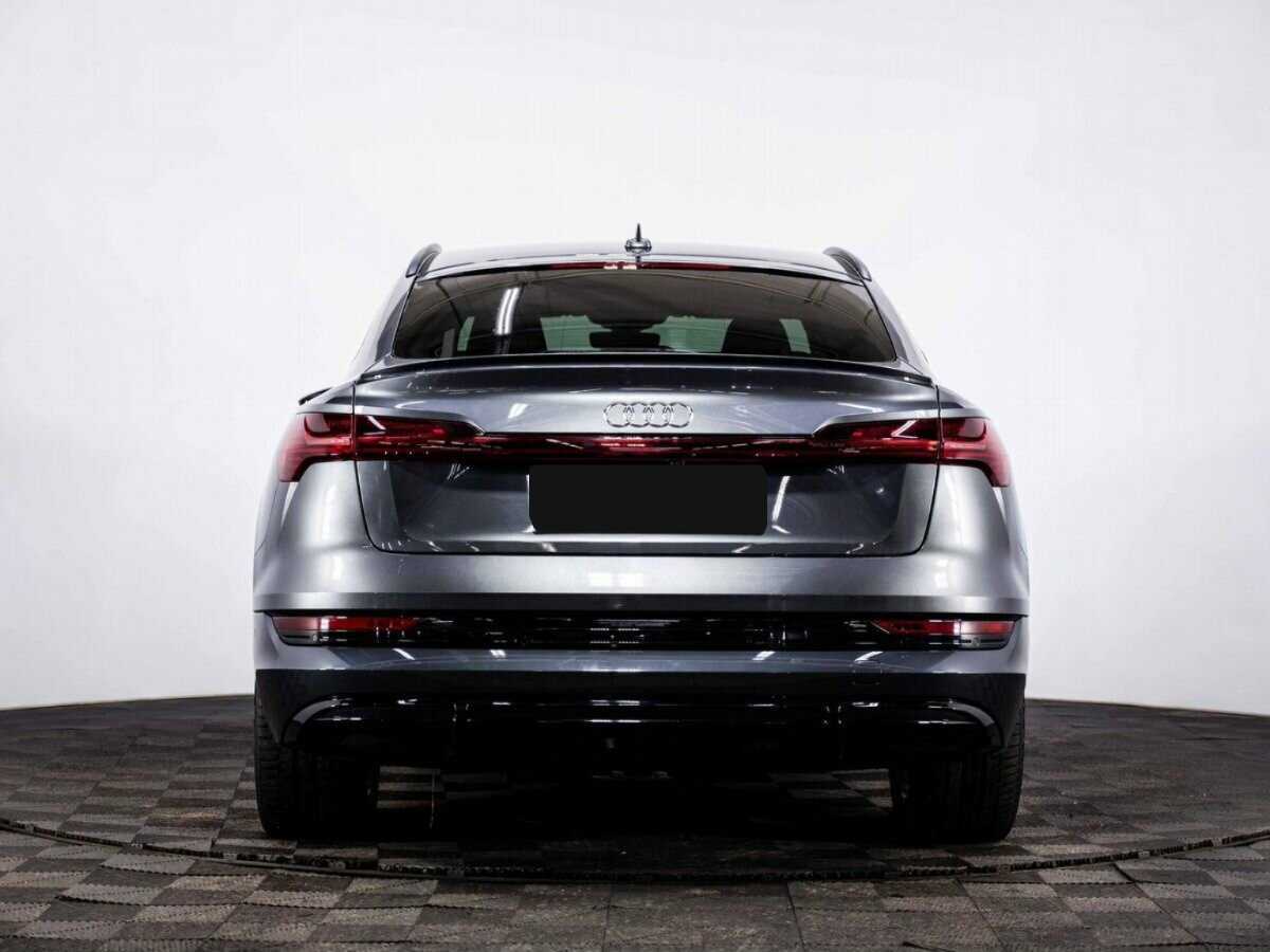 Купить Audi e-tron с пробегом. Фото: #4