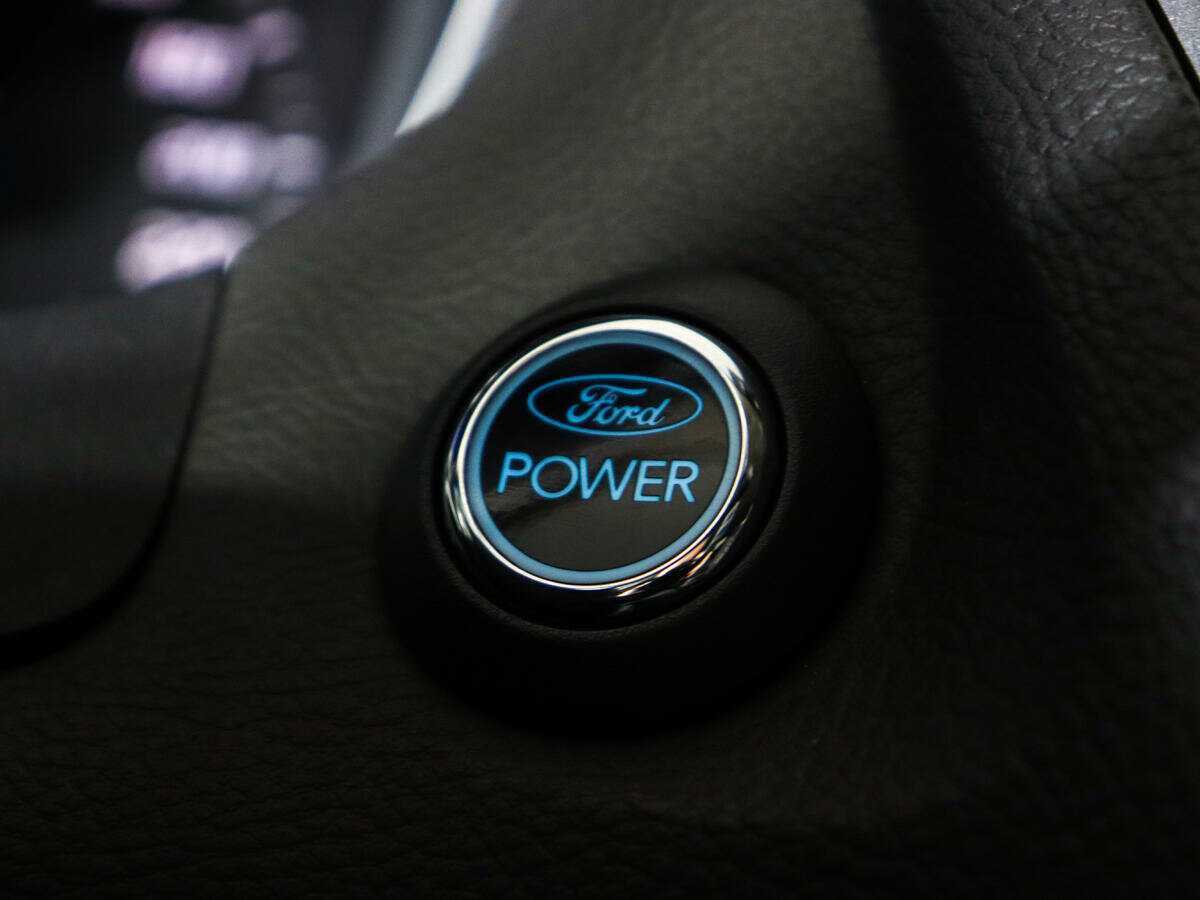 Купить Ford Focus с пробегом. Фото: #15
