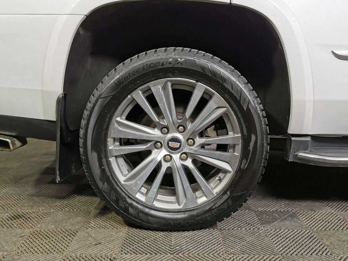 Купить Cadillac Escalade с пробегом. Фото: #18