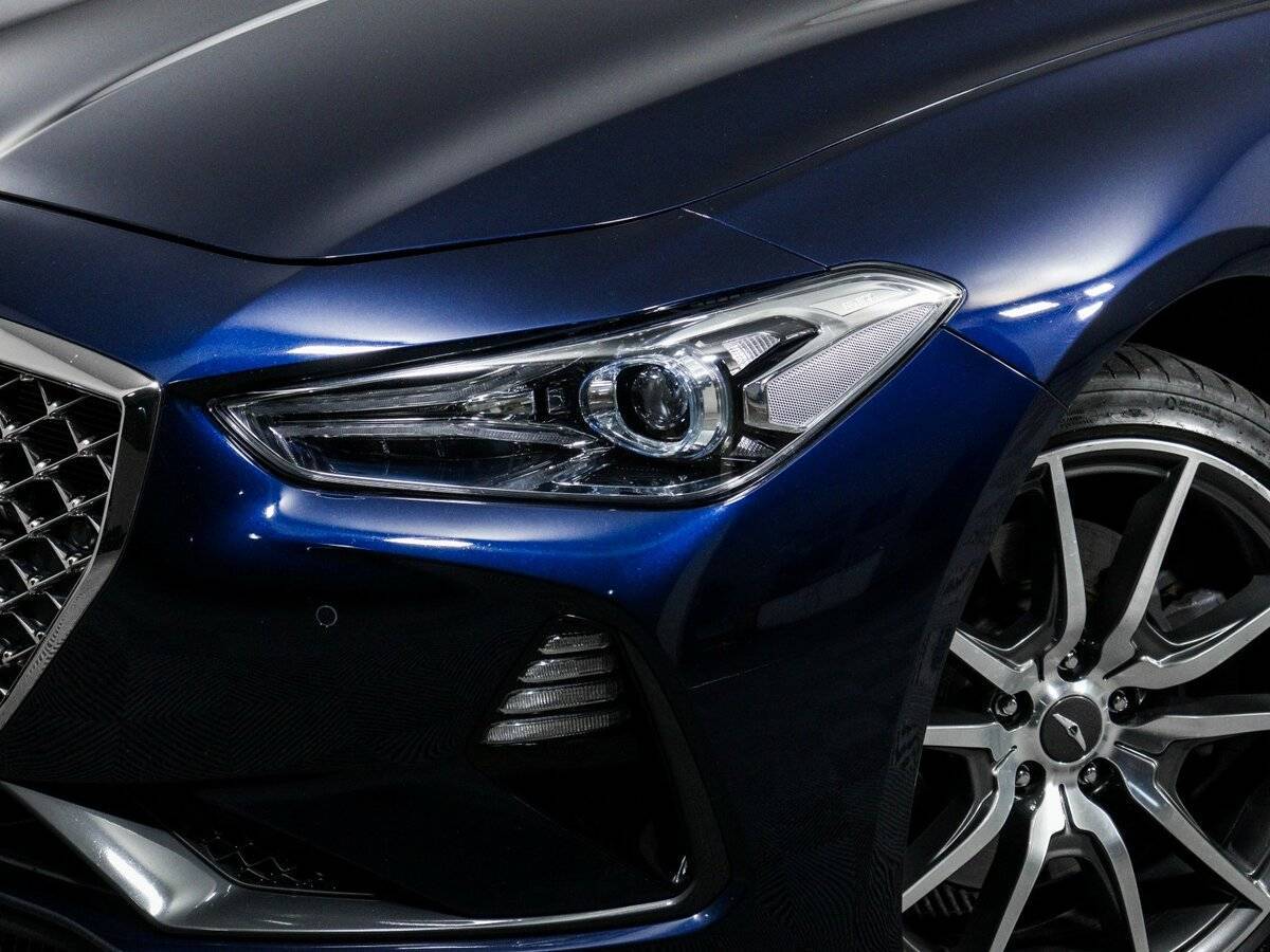 Купить Genesis G70 с пробегом. Фото: #14
