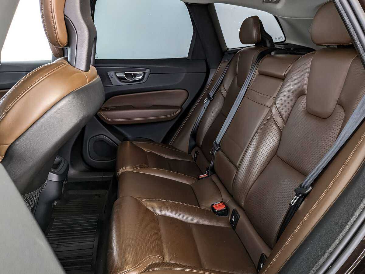 Купить Volvo XC60 с пробегом. Фото: #12