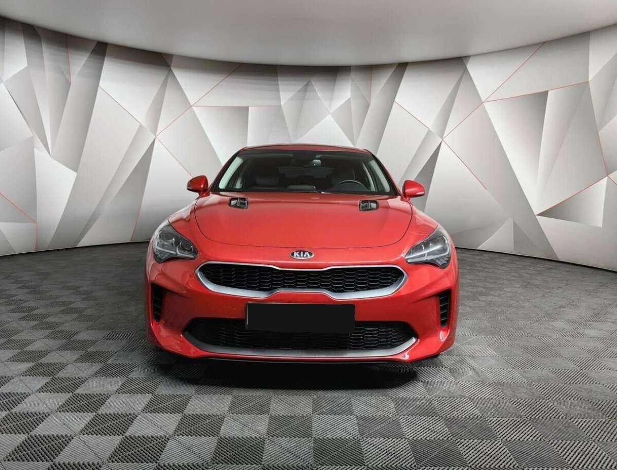 Купить Kia Stinger с пробегом. Фото: #6