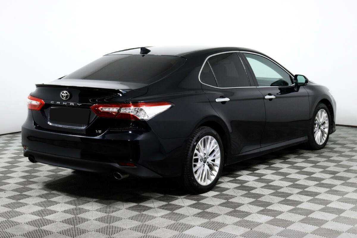 Купить Toyota Camry с пробегом. Фото: #4