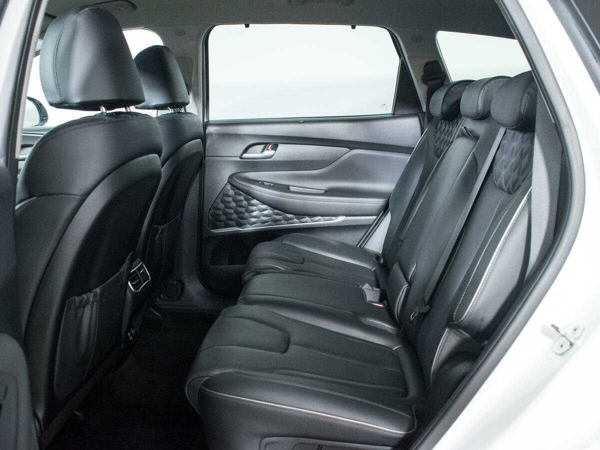 Купить Hyundai Santa Fe с пробегом. Фото: #9