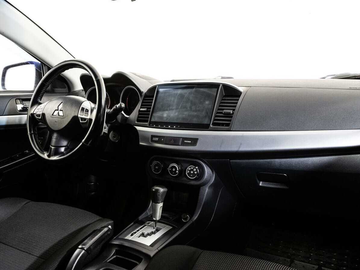 Купить Mitsubishi Lancer с пробегом. Фото: #8