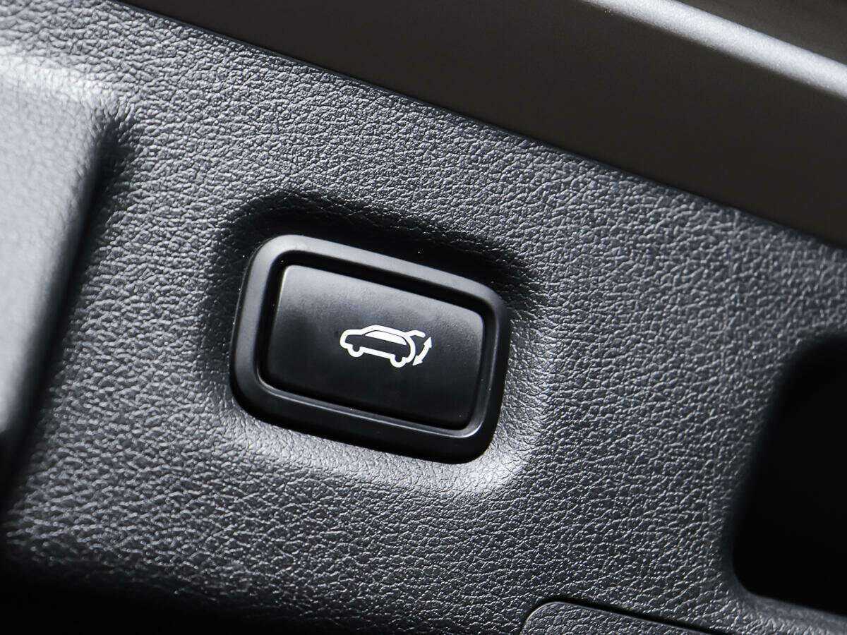 Купить Hyundai Santa Fe с пробегом. Фото: #17