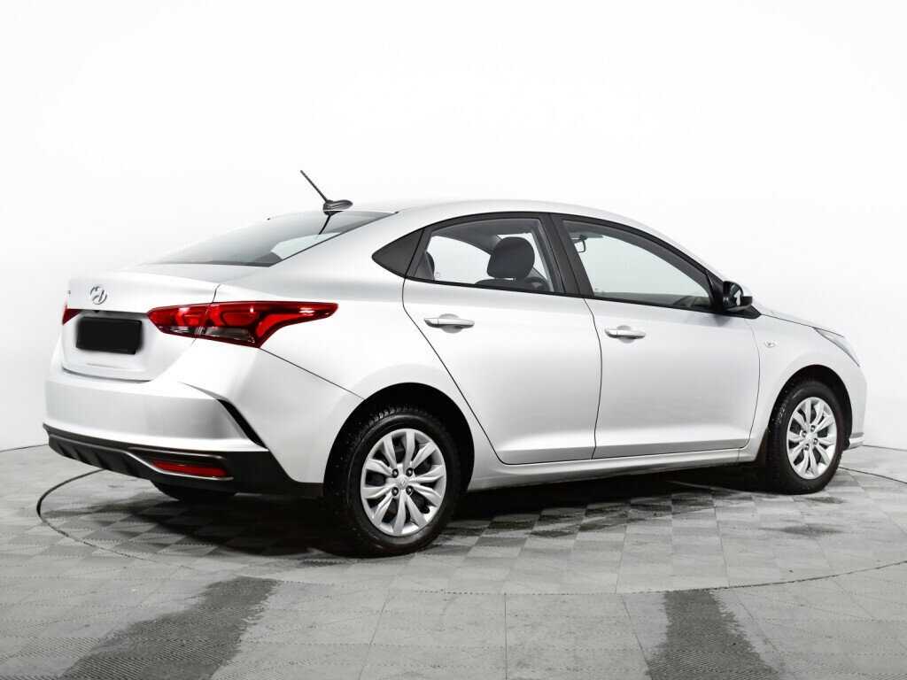 Купить Hyundai Solaris с пробегом. Фото: #4