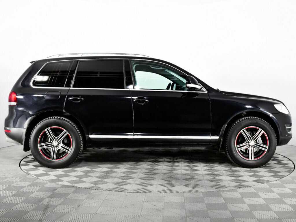 Купить Volkswagen Touareg с пробегом. Фото: #3