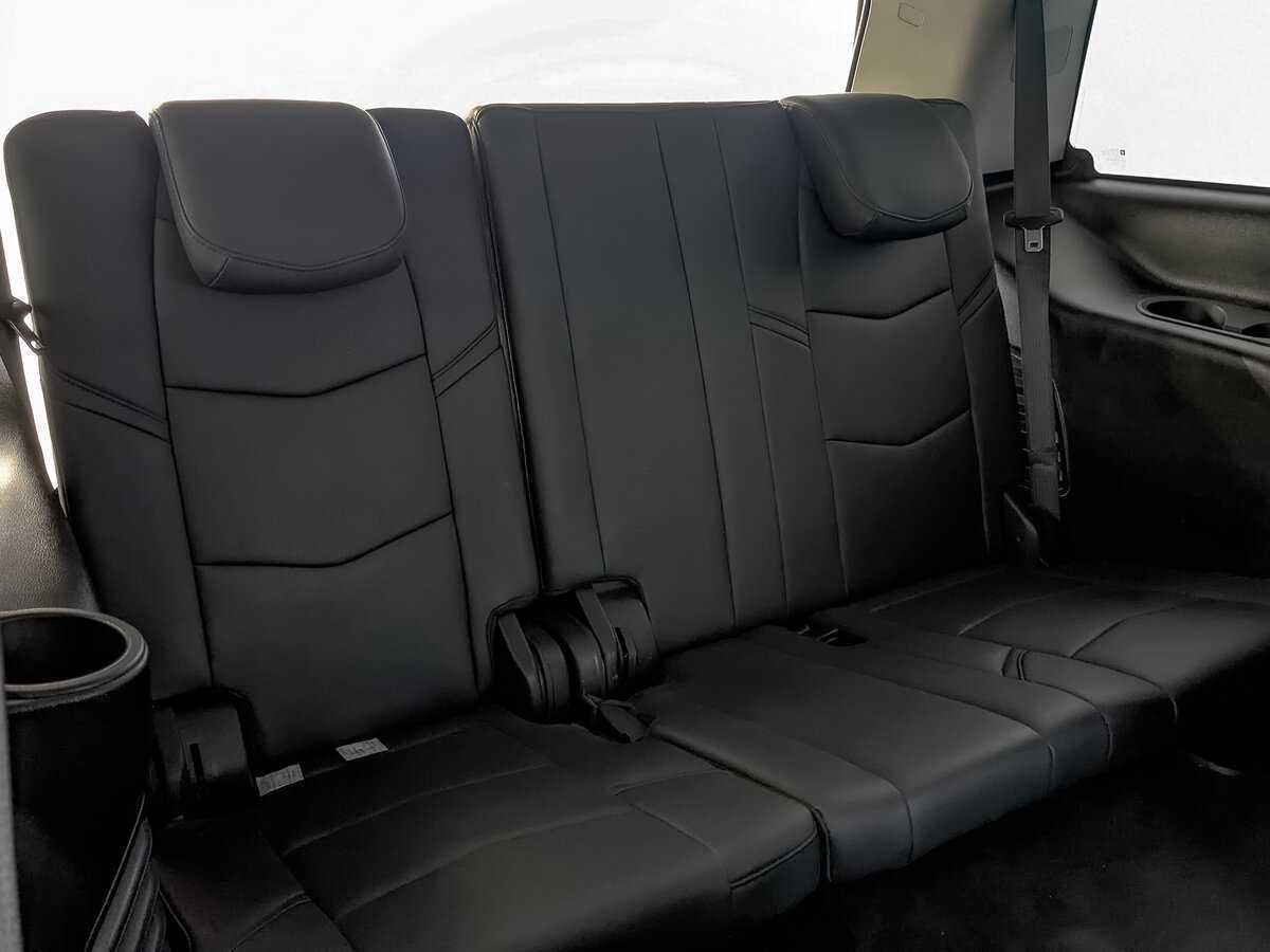 Купить Cadillac Escalade с пробегом. Фото: #23