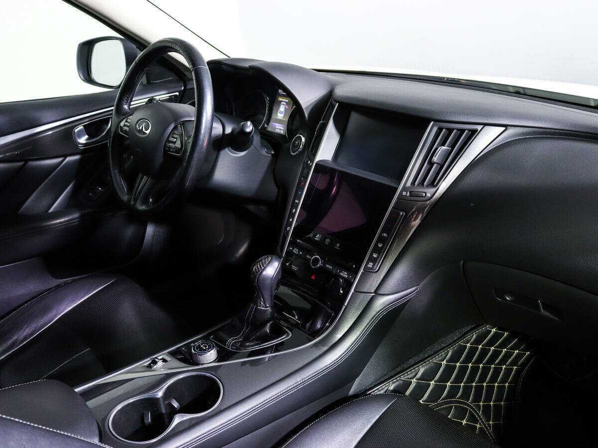 Купить Infiniti Q50 с пробегом. Фото: #8