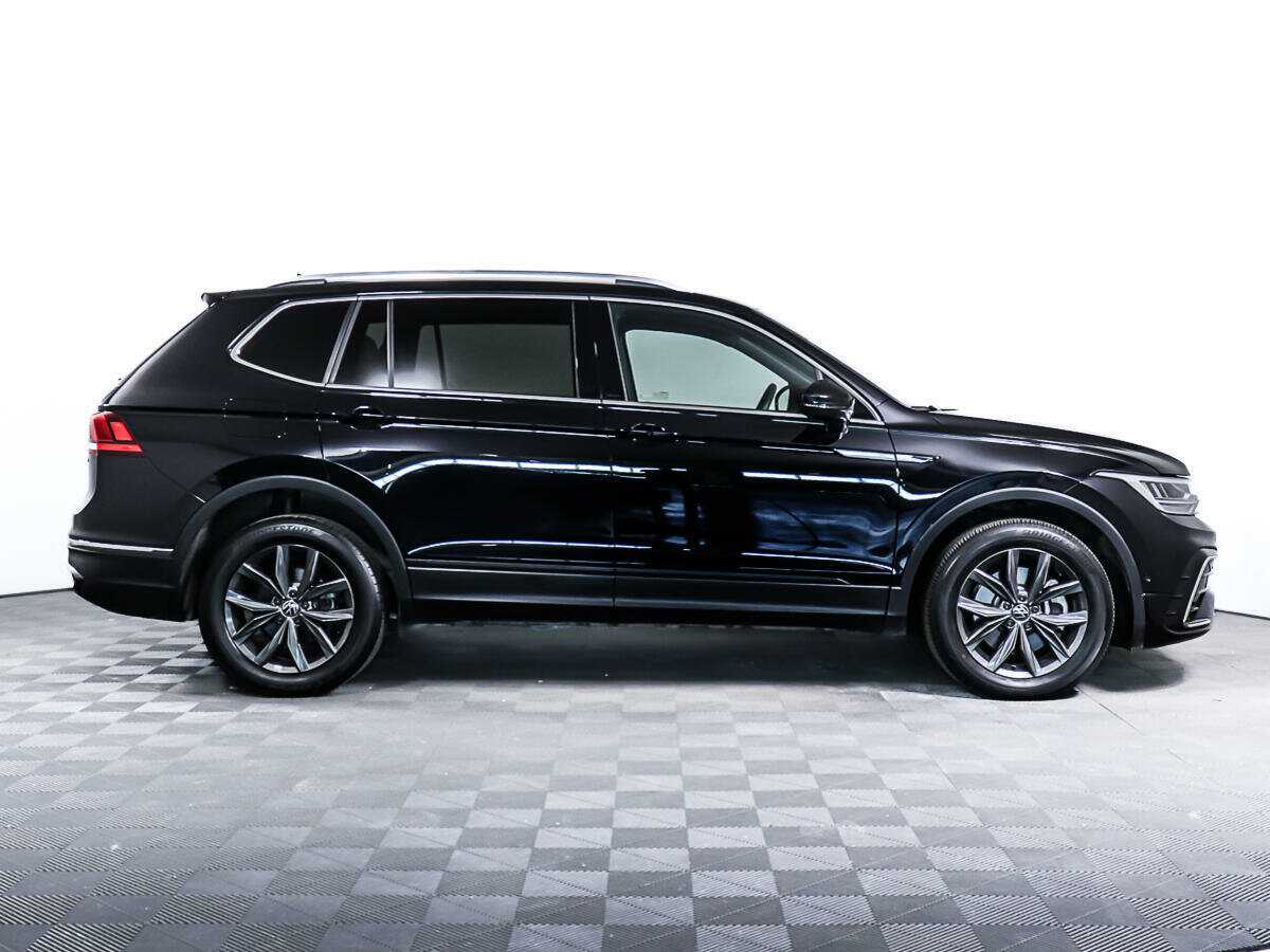 Купить Volkswagen Tiguan с пробегом. Фото: #2