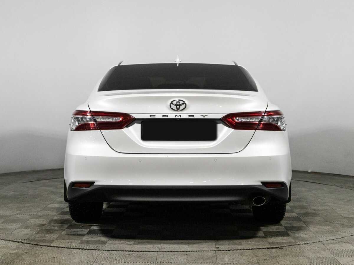 Купить Toyota Camry с пробегом. Фото: #4