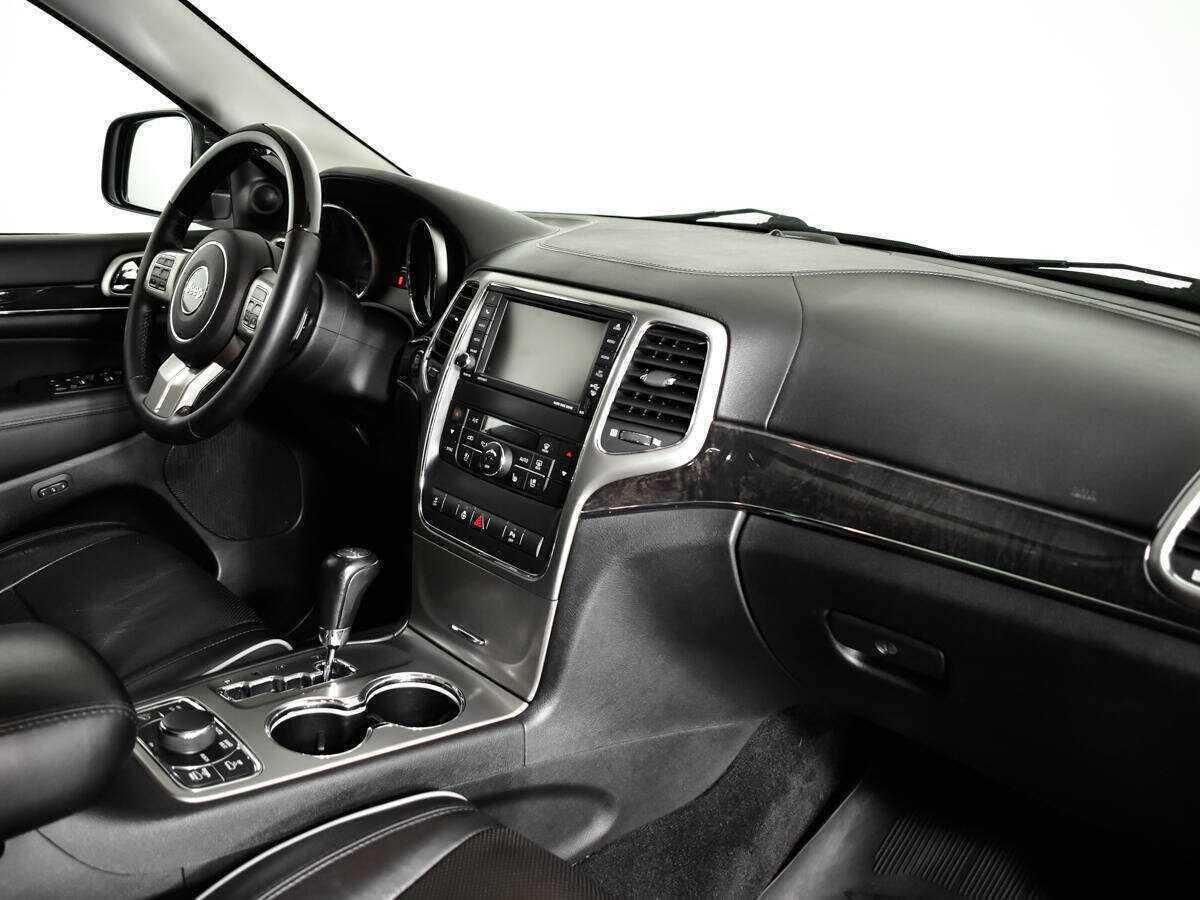 Купить Jeep Grand Cherokee с пробегом. Фото: #8