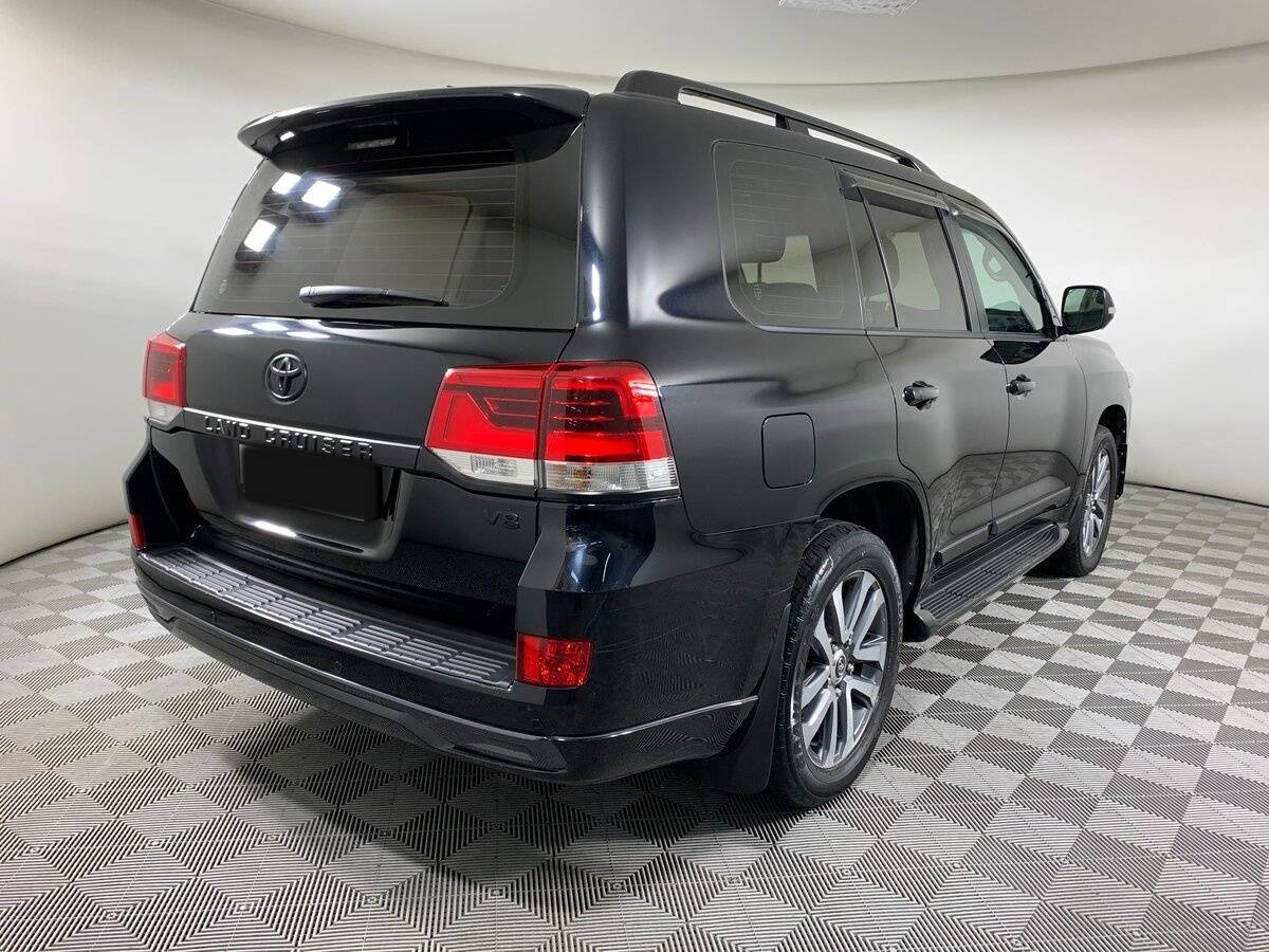 Купить Toyota Land Cruiser с пробегом. Фото: #4