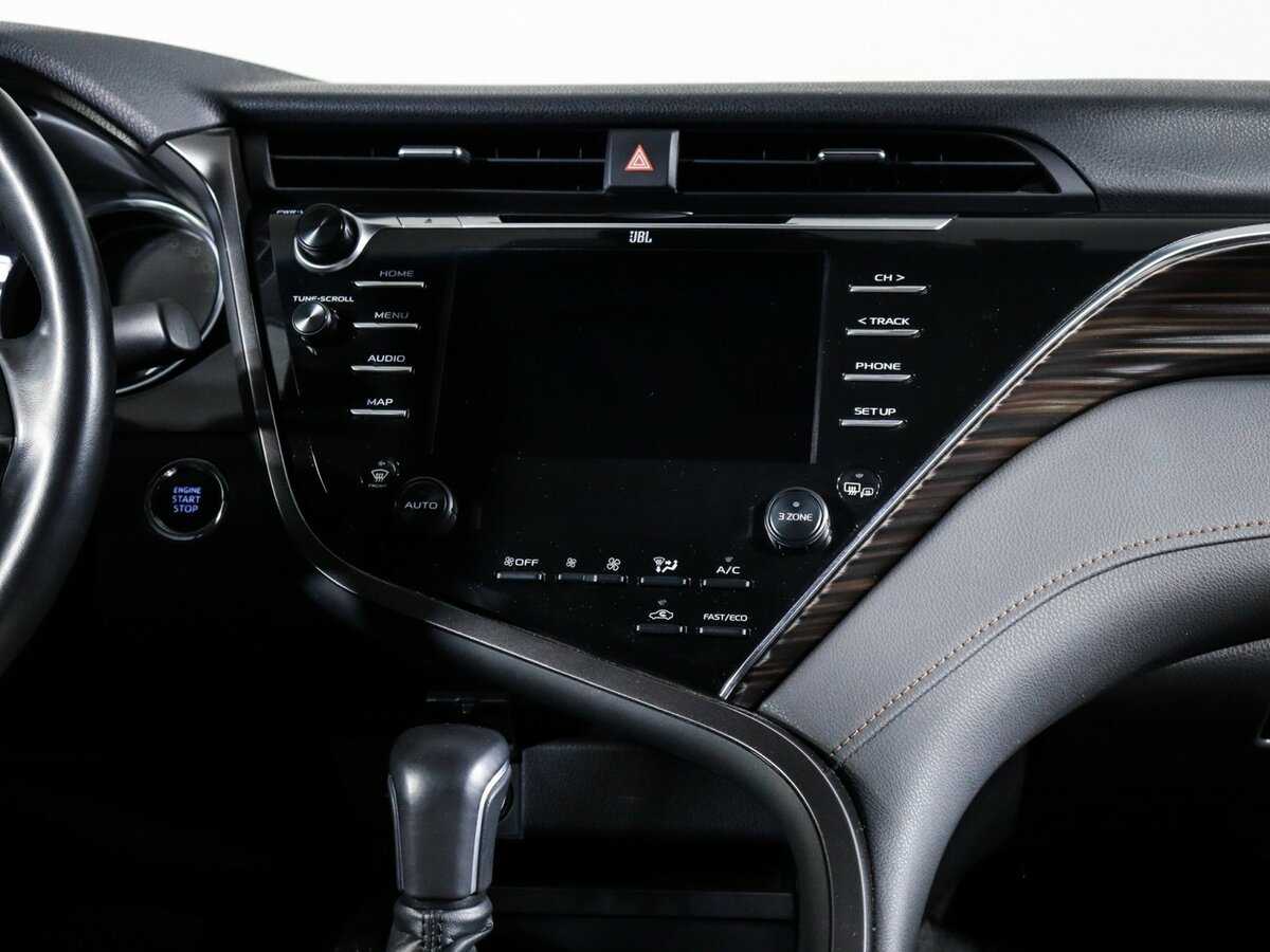 Купить Toyota Camry с пробегом. Фото: #9