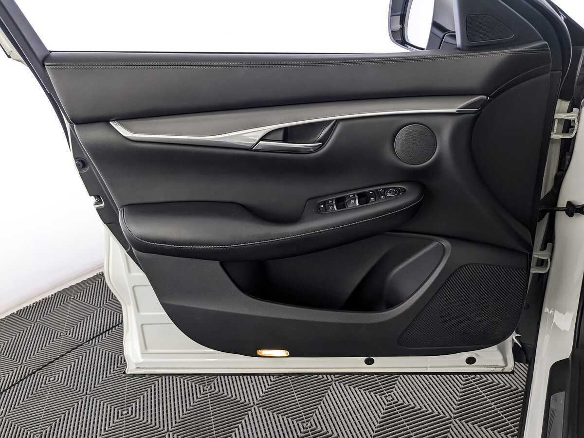 Купить Infiniti QX50 с пробегом. Фото: #13