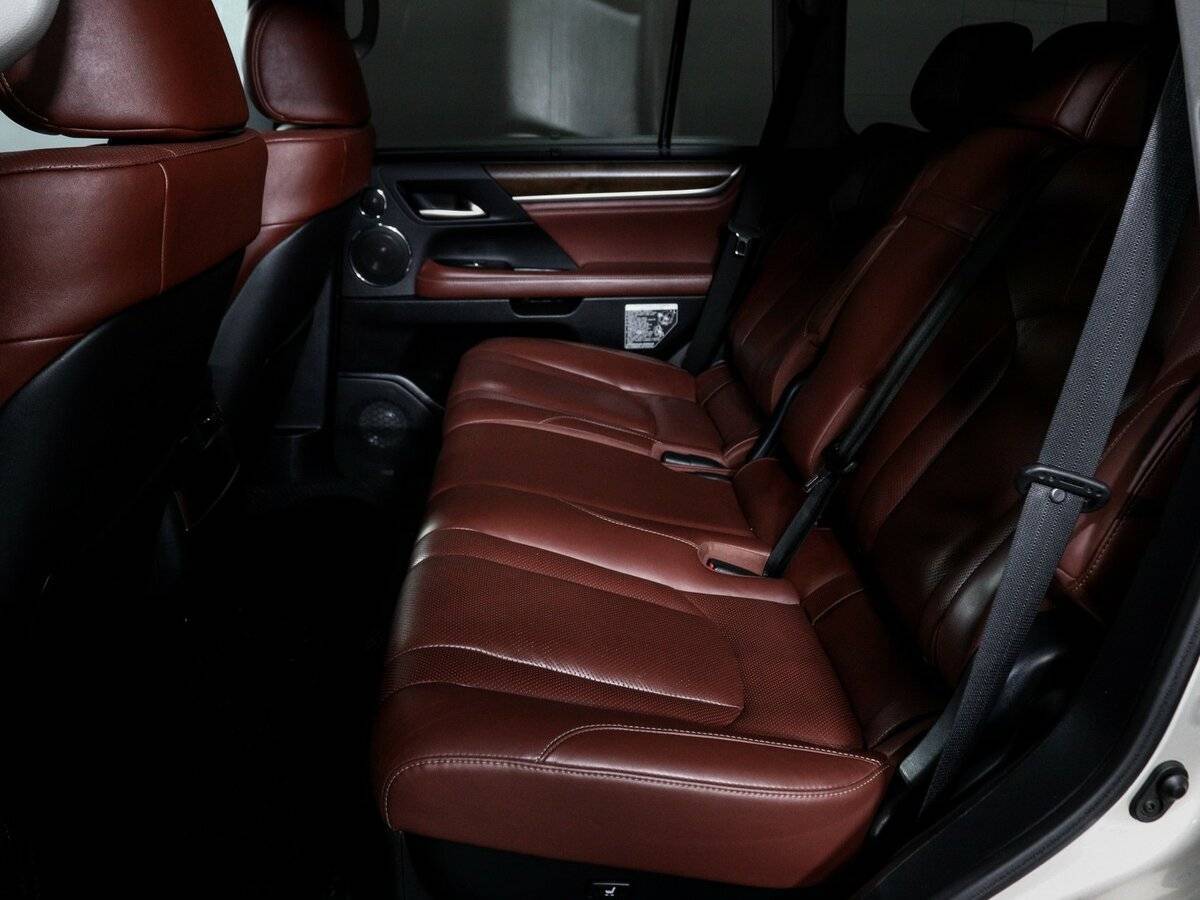 Купить Lexus LX с пробегом. Фото: #6