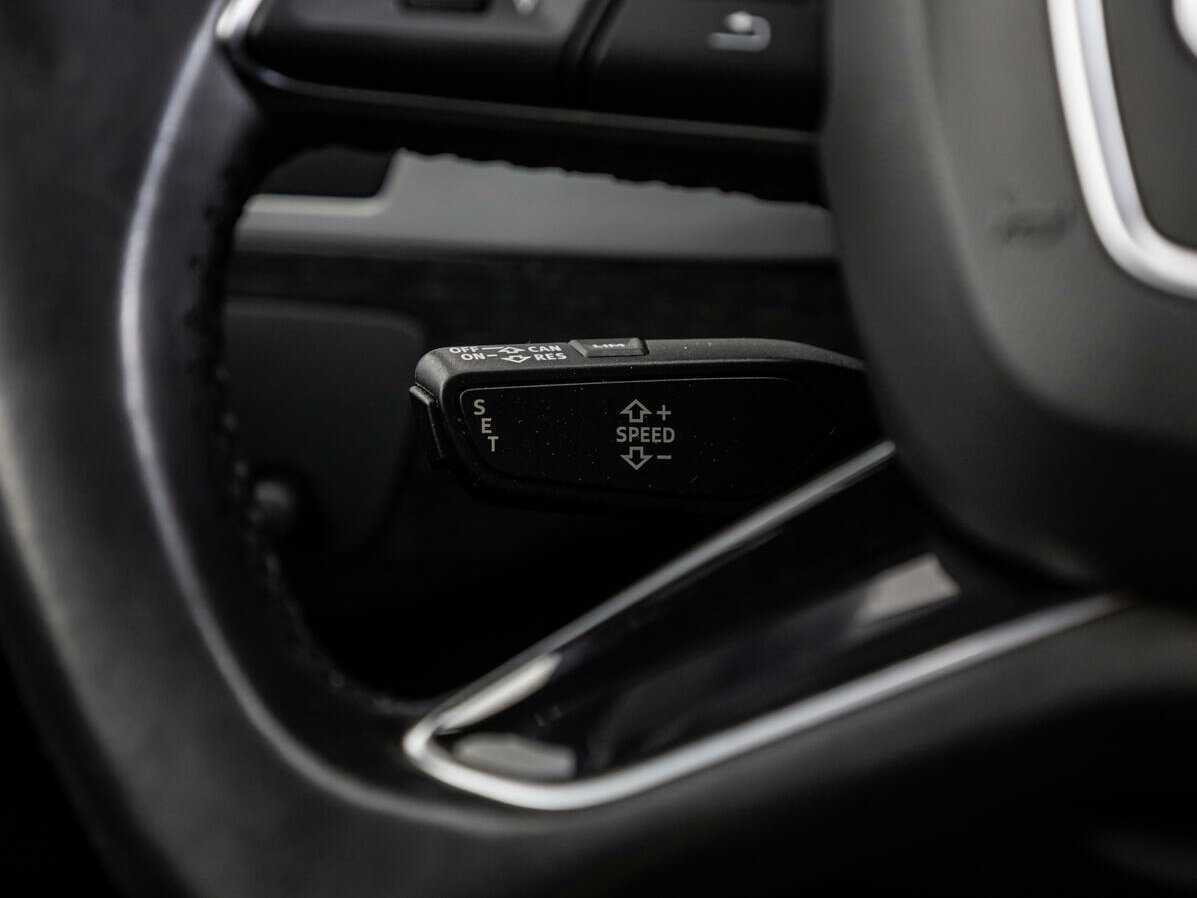 Купить Audi Q7 с пробегом. Фото: #12