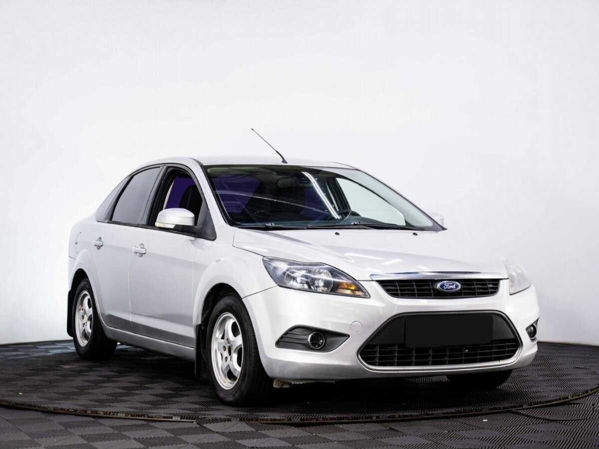 Купить Ford Focus с пробегом. Фото: #2