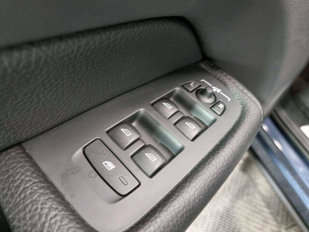 Купить Volvo XC60 с пробегом. Фото: #8