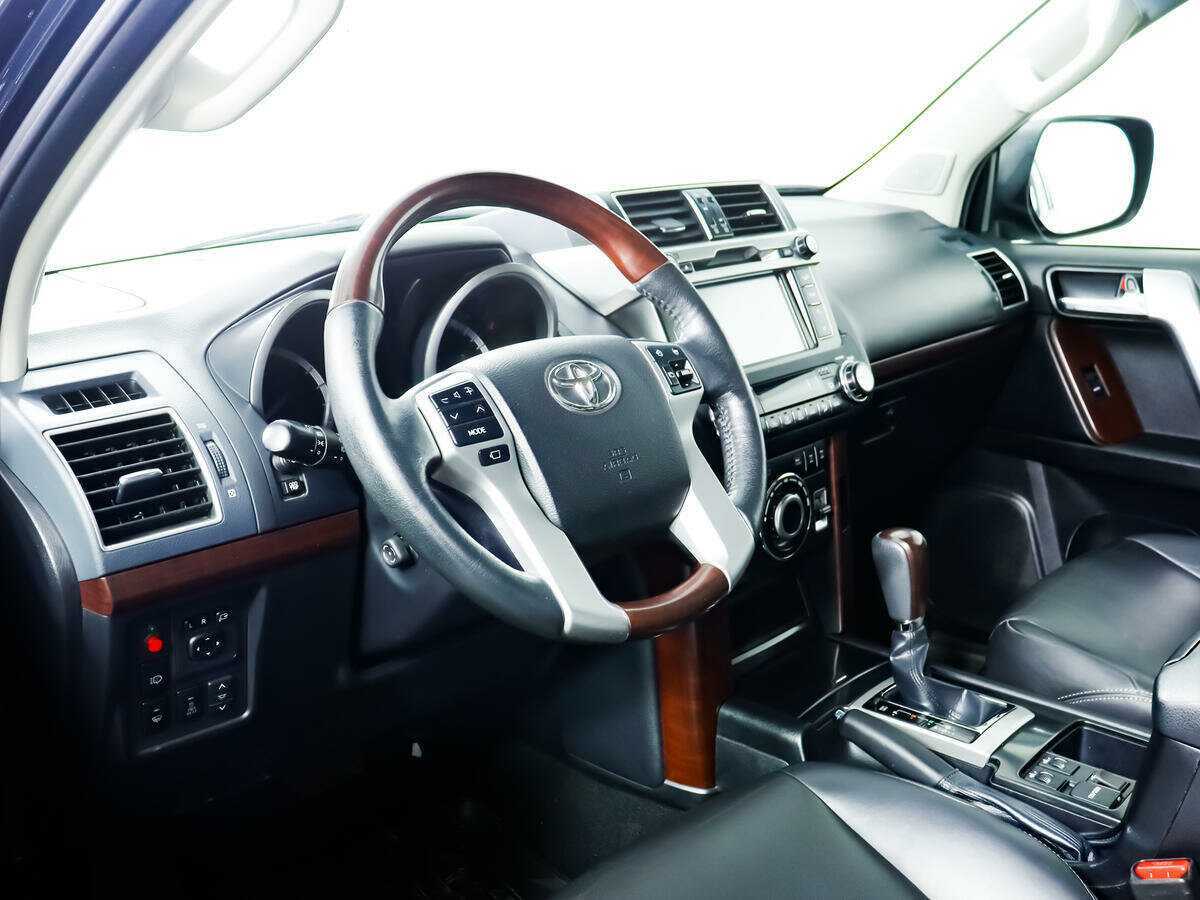 Купить Toyota Land Cruiser Prado с пробегом. Фото: #12