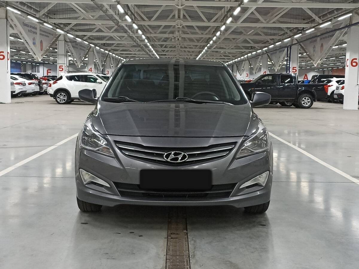Купить Hyundai Solaris с пробегом. Фото: #1