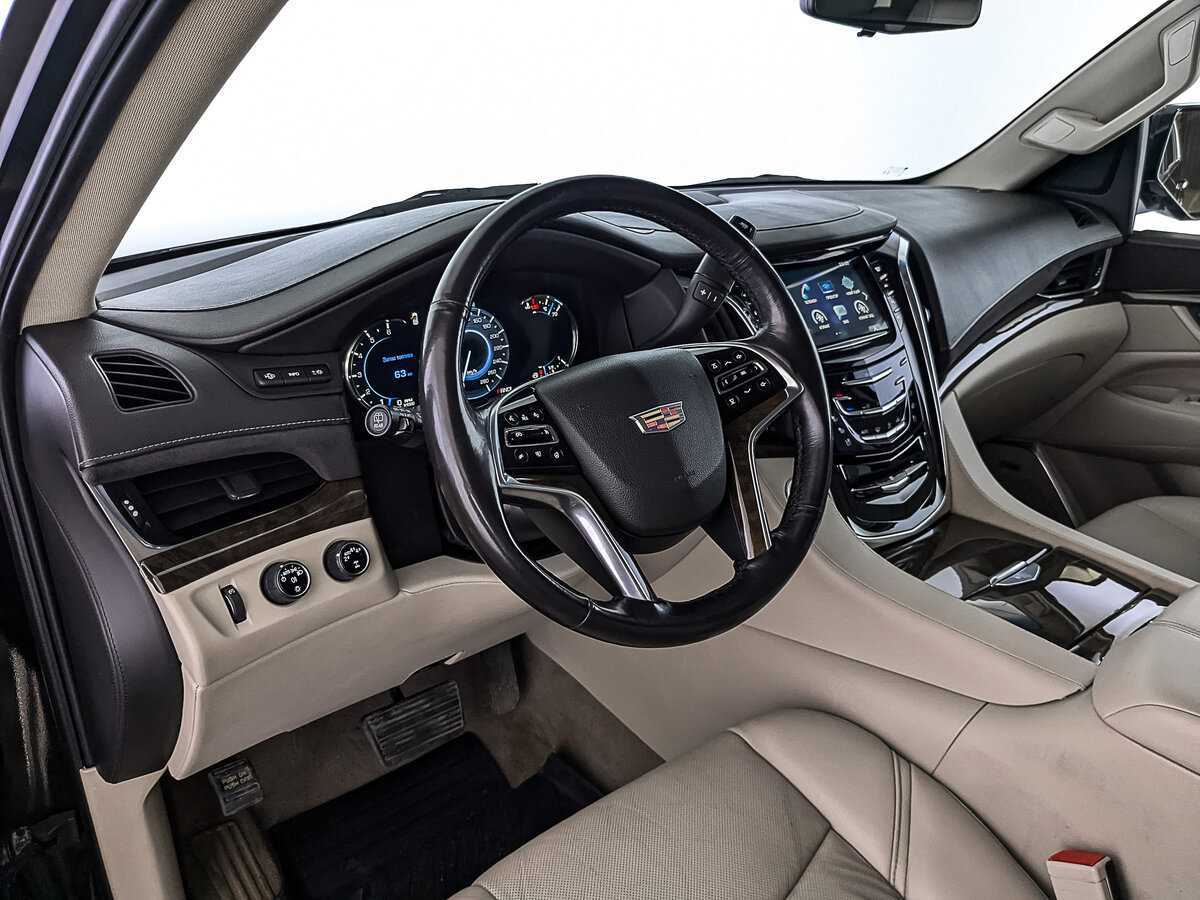 Купить Cadillac Escalade с пробегом. Фото: #14