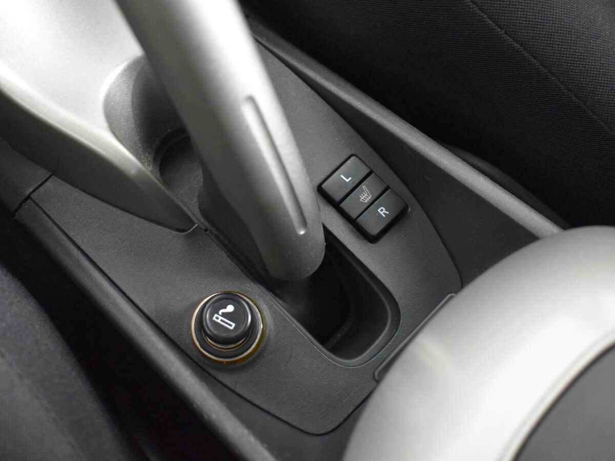 Купить Toyota Auris с пробегом. Фото: #14