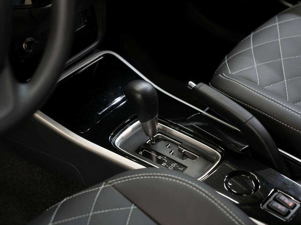 Купить Mitsubishi Outlander с пробегом. Фото: #11