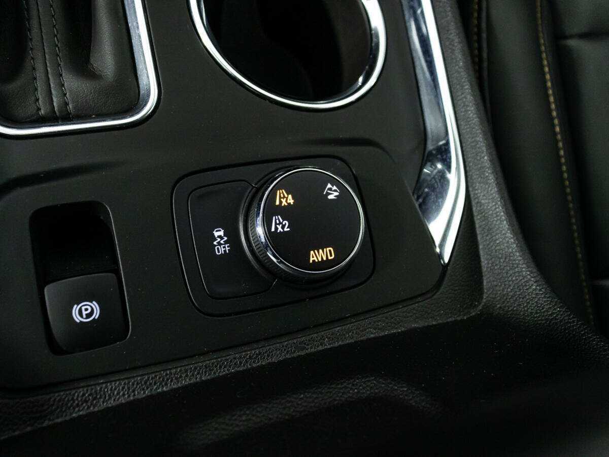 Купить Chevrolet Traverse с пробегом. Фото: #17