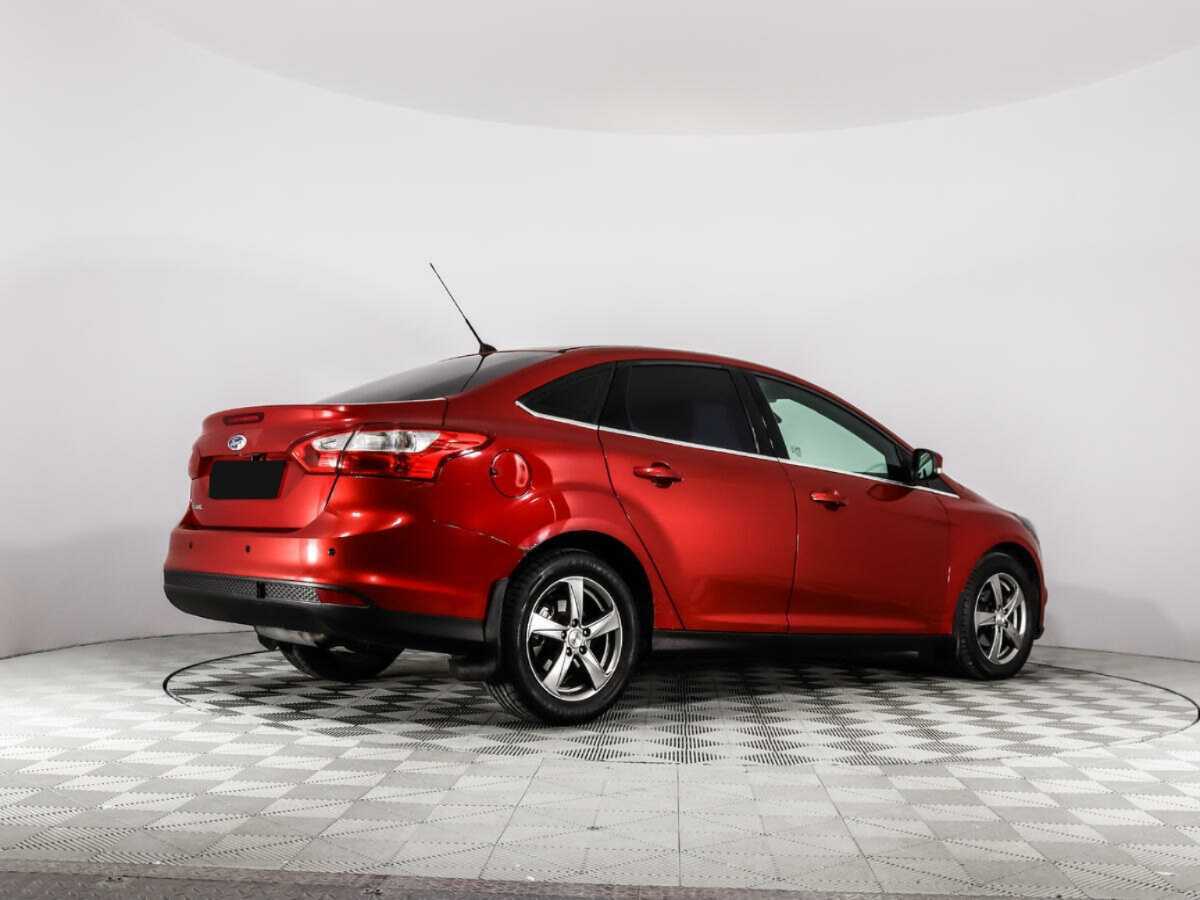 Купить Ford Focus с пробегом. Фото: #4