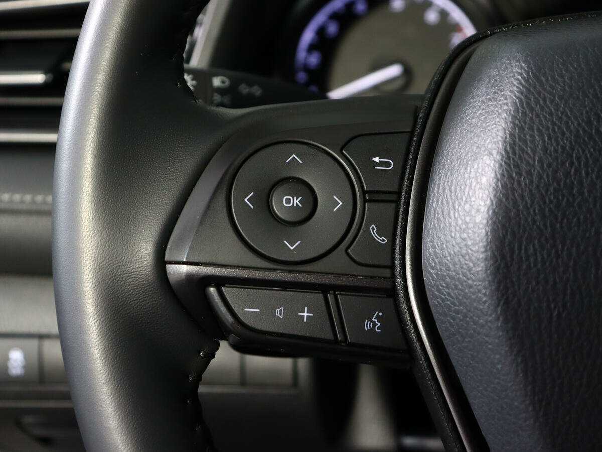 Купить Toyota Camry с пробегом. Фото: #17