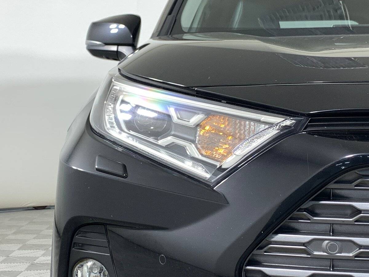 Купить Toyota RAV4 с пробегом. Фото: #9