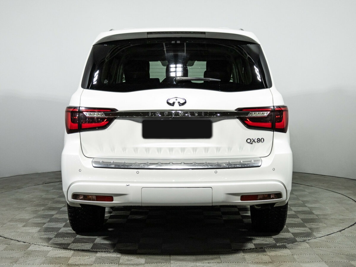 Купить Infiniti QX80 с пробегом. Фото: #4