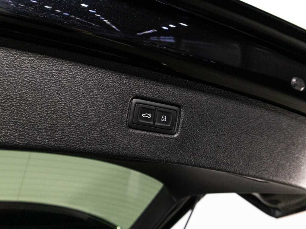 Купить Audi Q7 с пробегом. Фото: #14