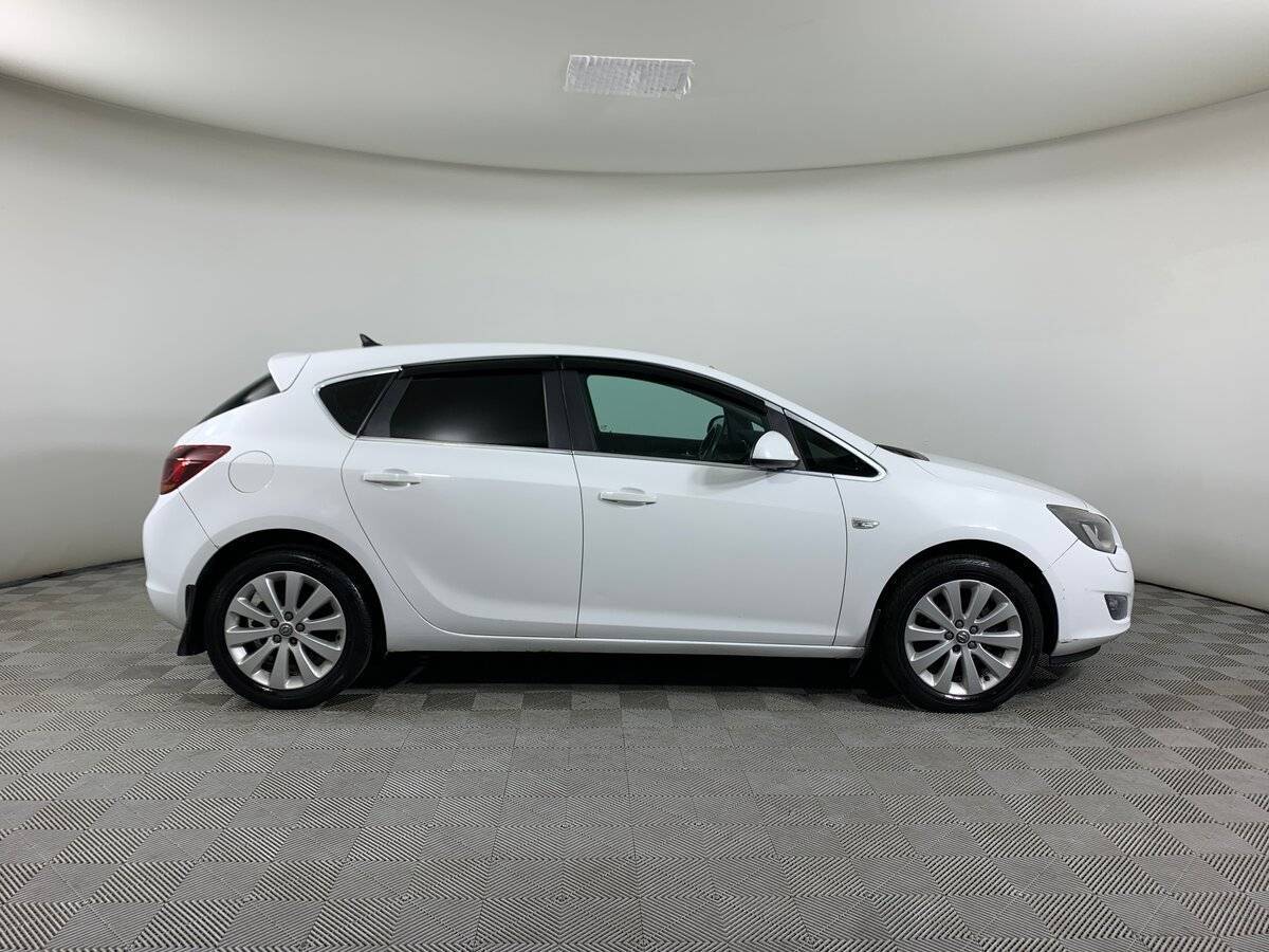 Купить Opel Astra с пробегом. Фото: #3