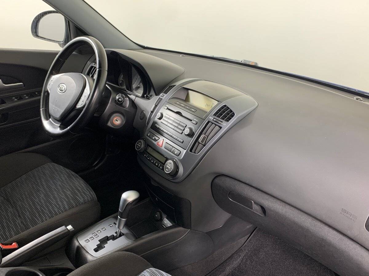 Купить Kia Ceed с пробегом. Фото: #12