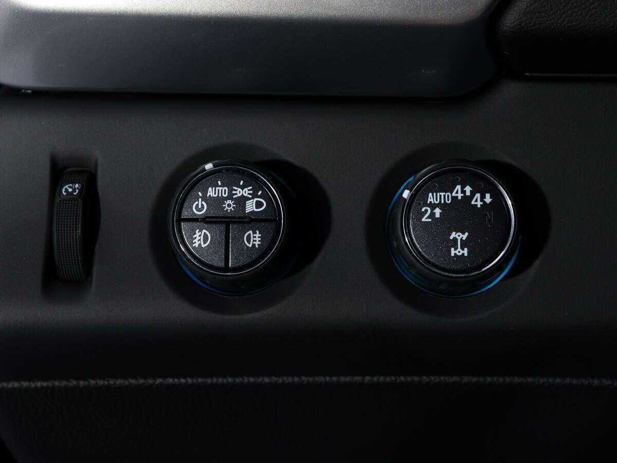 Купить Chevrolet Tahoe с пробегом. Фото: #23