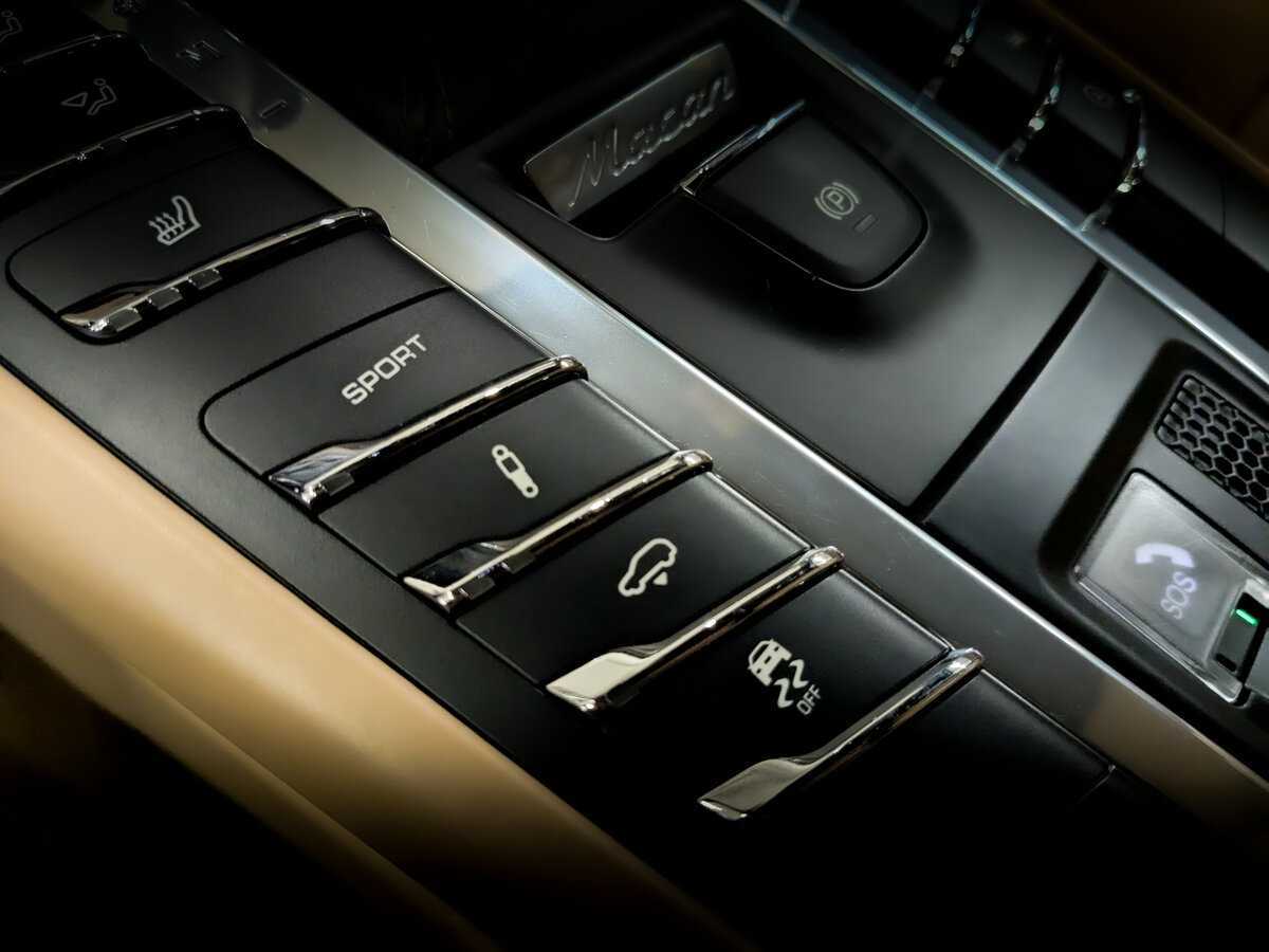 Купить Porsche Macan с пробегом. Фото: #28