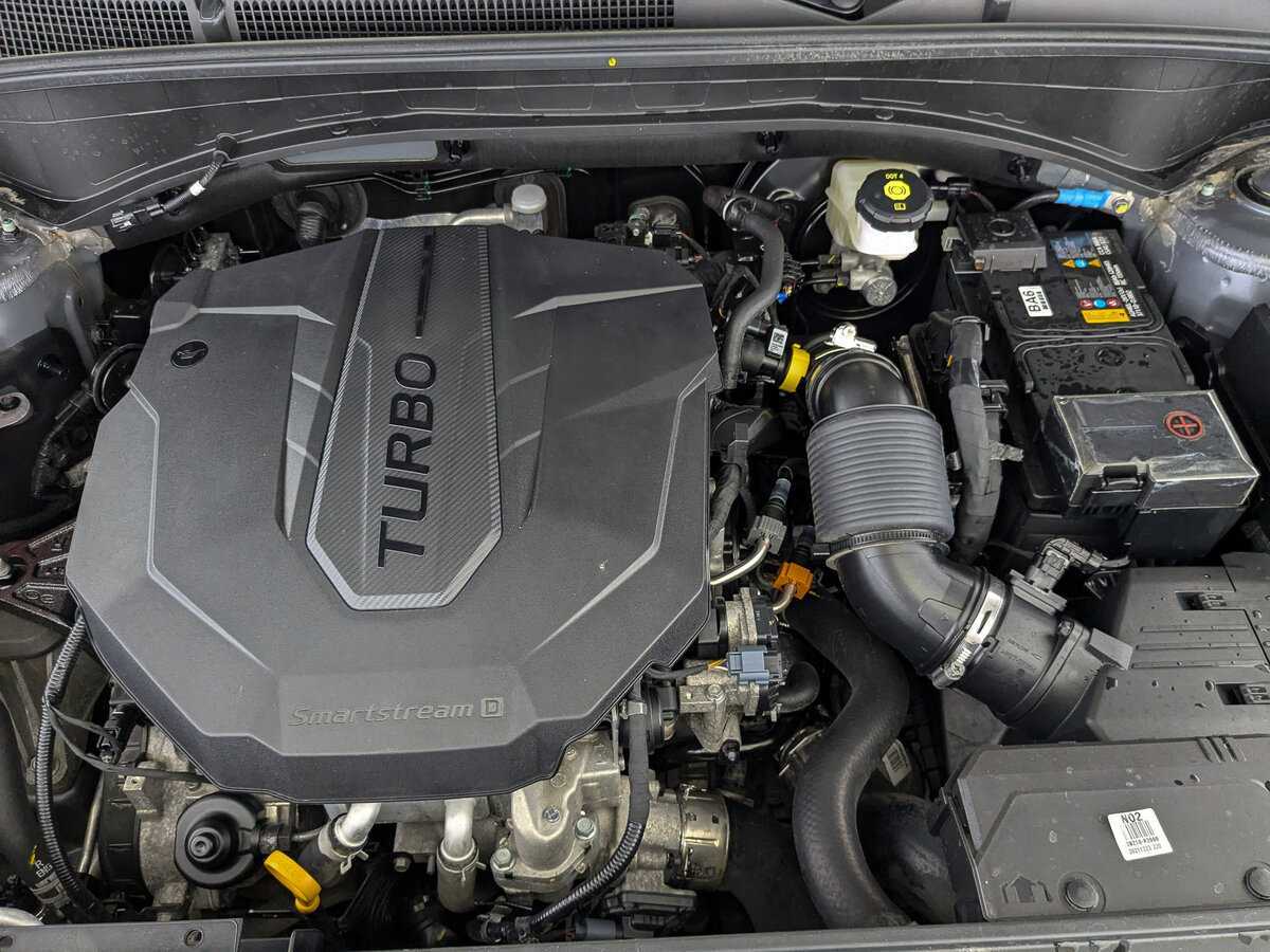 Купить Hyundai Santa Fe с пробегом. Фото: #8